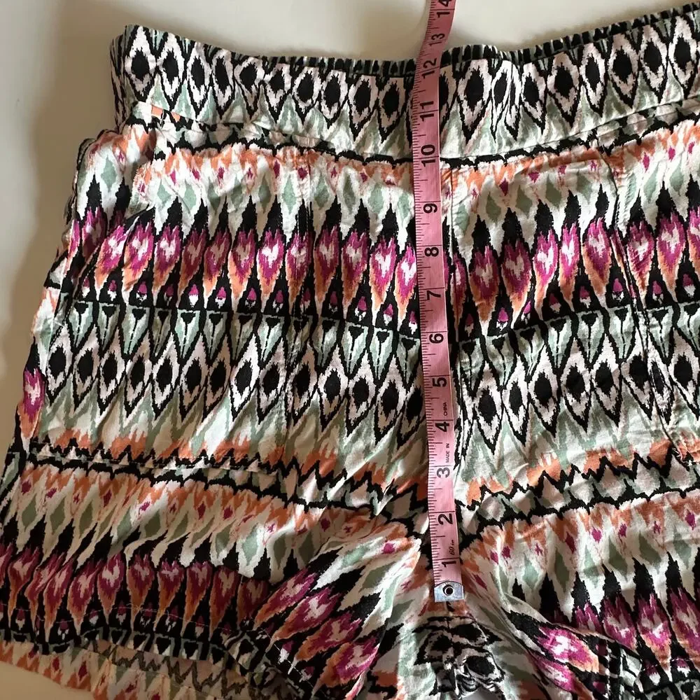 Wildfox Colorful Shorts Womens XL Pullon Pockets Casual Hi Rise Boho Beachy